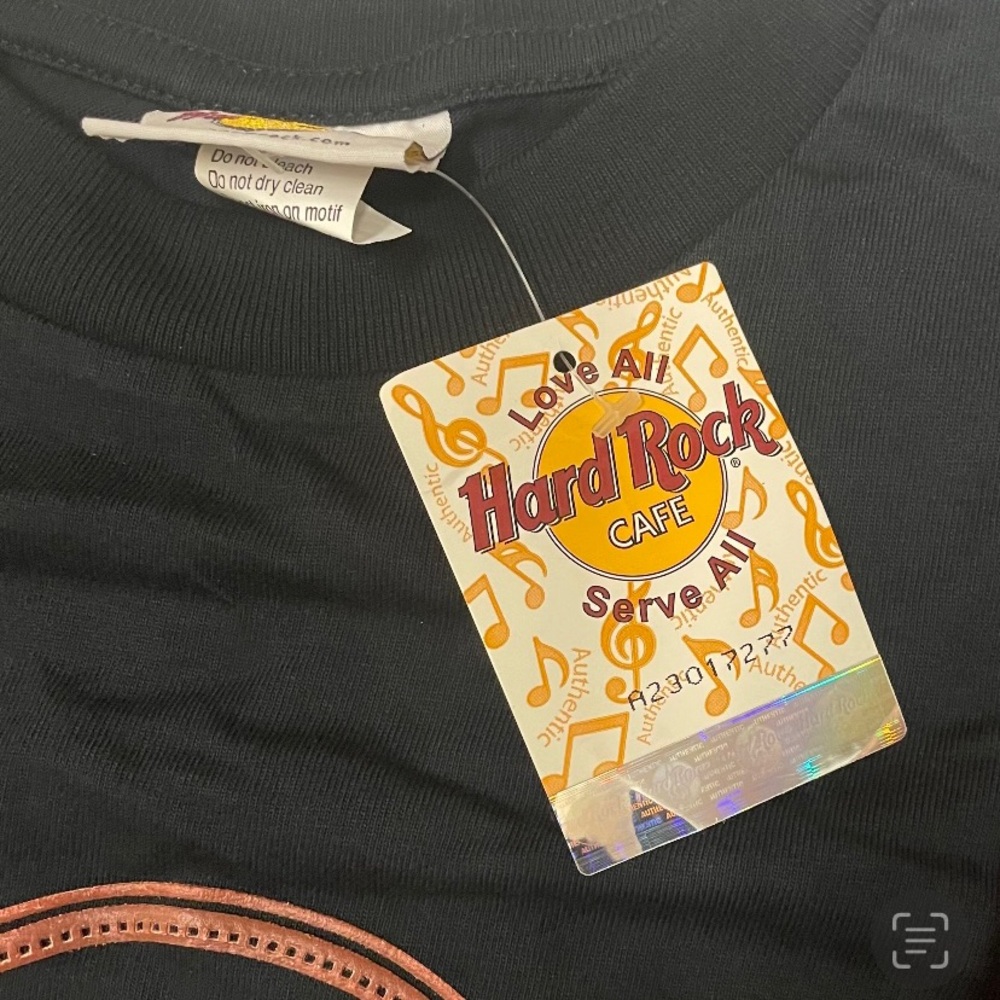 Hard Rock Cafe Black T-Shirt with Leather Logo Bangkok NWT - Picture 3 of 5